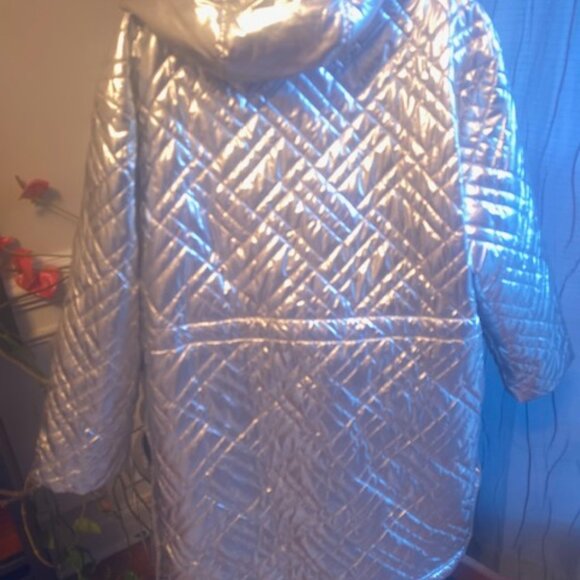MICHAEL KORS OVERSIZED Quilted Metallic Ciré Puffer Coat SIZE L (NEW) - Picture 6 of 11